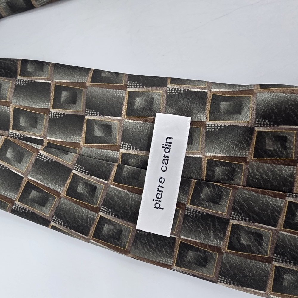 Pierre Cardin 100% Silk Tie Geometric Cube Gray Brown Business Formal - Picture 2 of 6